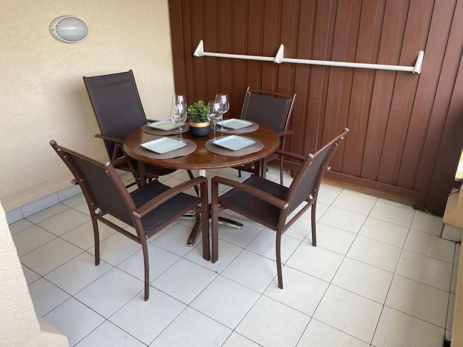 Superbe Appartement Village Cap Esterel 4P Climatise Saint-Raphaël Eksteriør billede