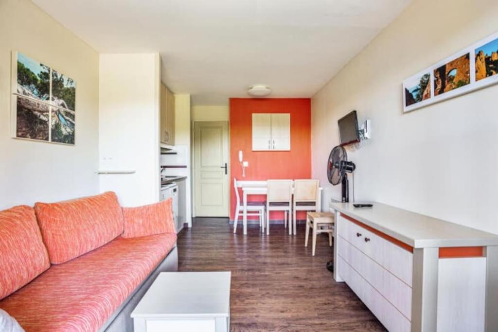 Superbe Appartement Village Cap Esterel 4P Climatise Saint-Raphaël Eksteriør billede